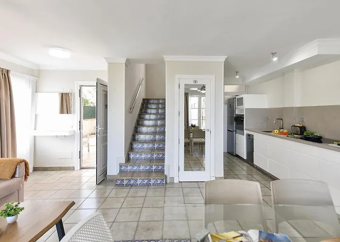 Santa Ana 22 By Villagrancanaria * 普拉亚戴尔雷安格莱斯